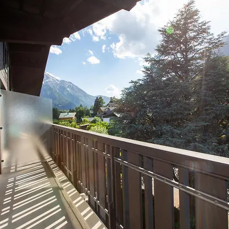 Apartment Superbe T3 En Face Du Brevent, *